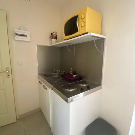 La N°6, Studette Cosy Avec Parking Gratuit * La Rochelle (Charente-Maritime)