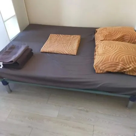 La N°6, Studette Cosy Avec Parking Gratuit Apartment La Rochelle (Charente-Maritime)