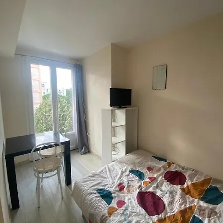 La N°6, Studette Cosy Avec Parking Gratuit Apartment La Rochelle (Charente-Maritime)