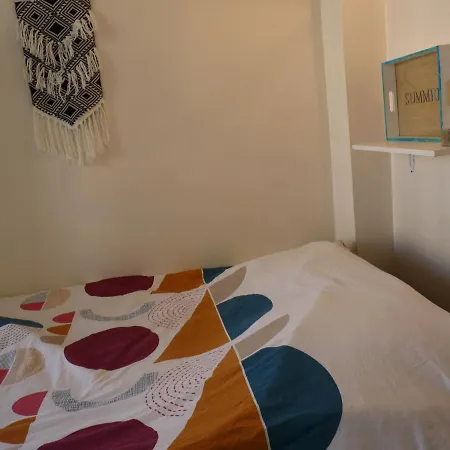 La N°6, Studette Cosy Avec Parking Gratuit La Rochelle (Charente-Maritime)